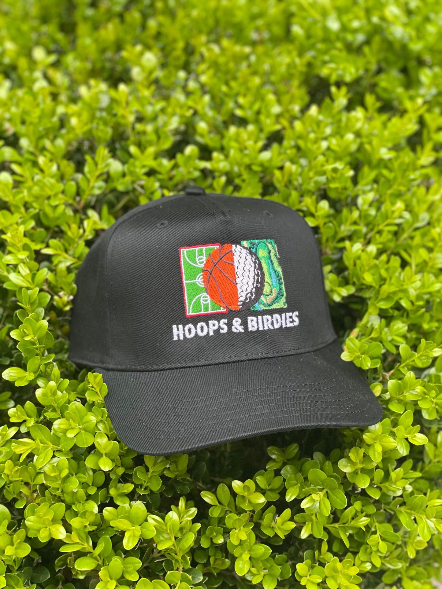 COURT TO COURSE HAT - BLACK/WHITE